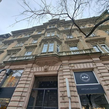 A & E Apartment Budapest Budapeste Exterior foto